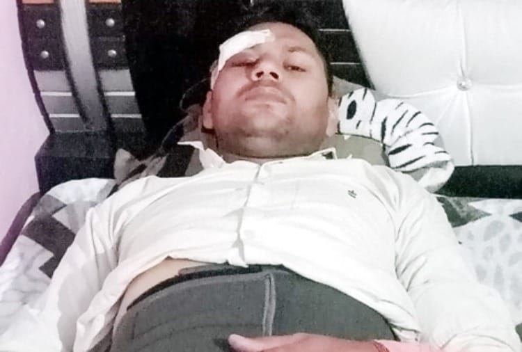 an army soldier was attacked with a rod and robbed In Sonipat