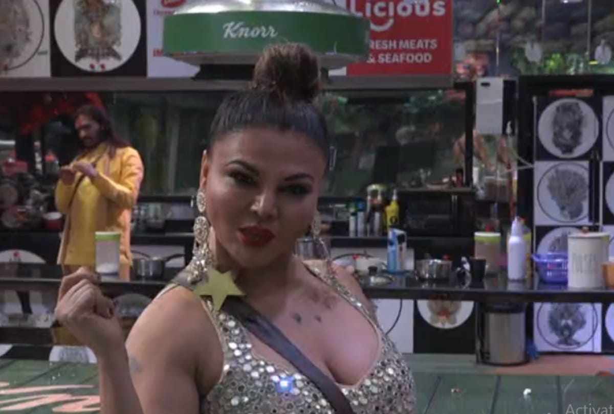 Bigg Boss 15: Salman Khan called Rakhi Sawant boring said you have nothing to do so you are trying to grab people attention