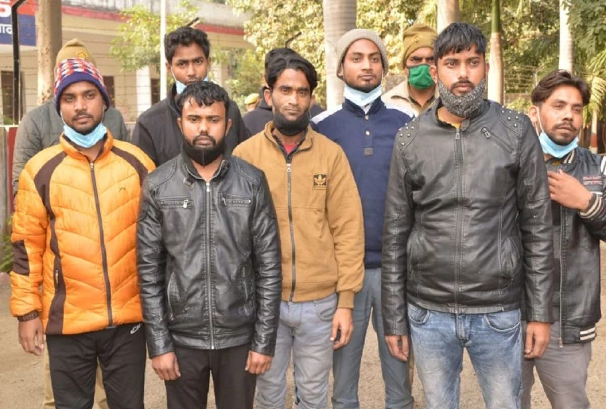 Gang used to make fake notes after learning from YouTube Deal was done on three fake notes instead of one real