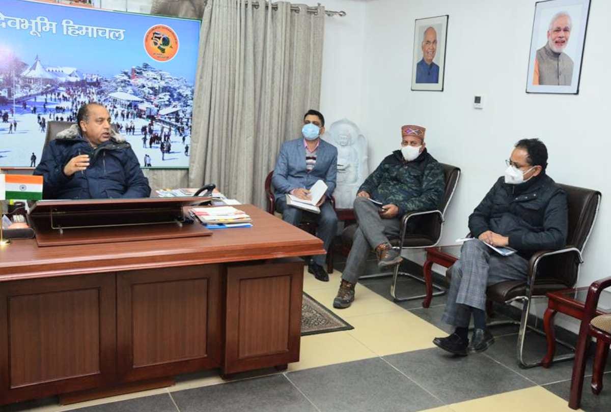cm Jairam thakur Angry on delay in NH land acquisition, orders to expedite the process