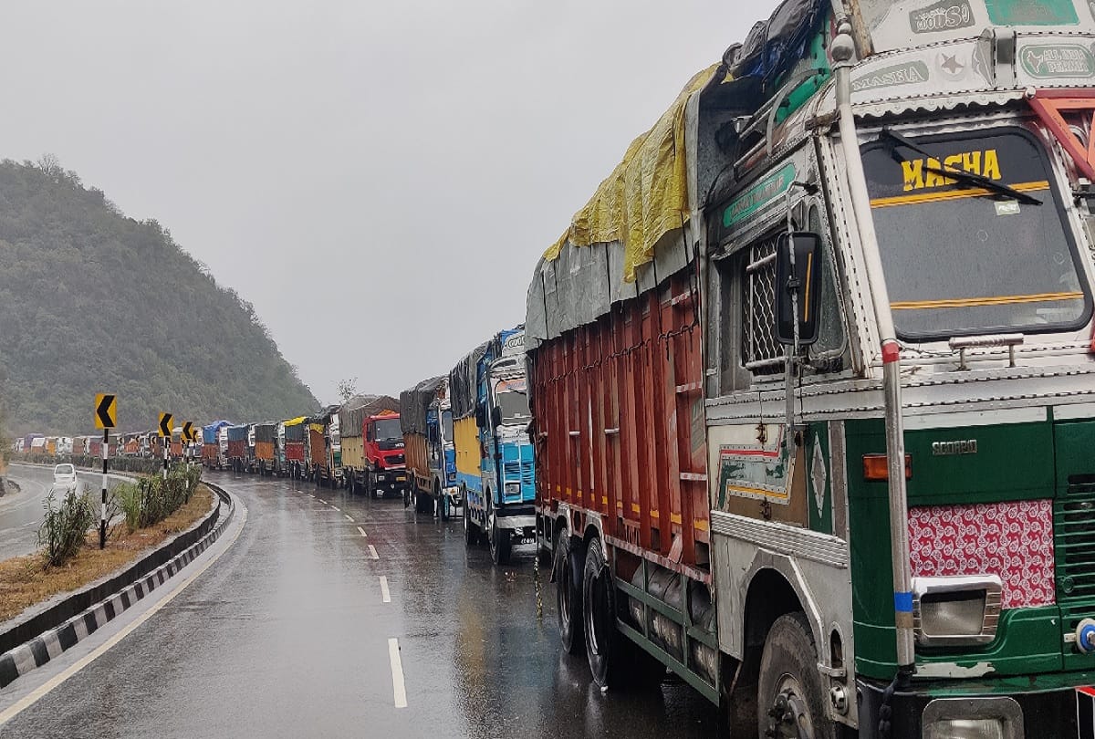 Highway Updates: One-way vehicular movement on Jammu-Srinagar highway
