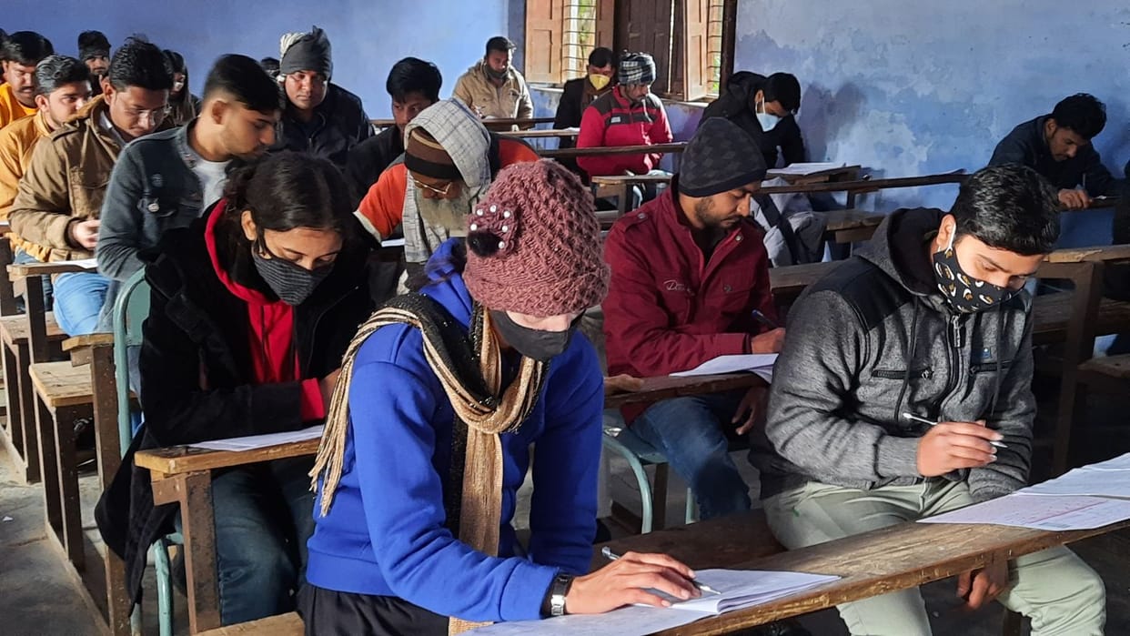 The students arrived while getting wet in the LLB exam