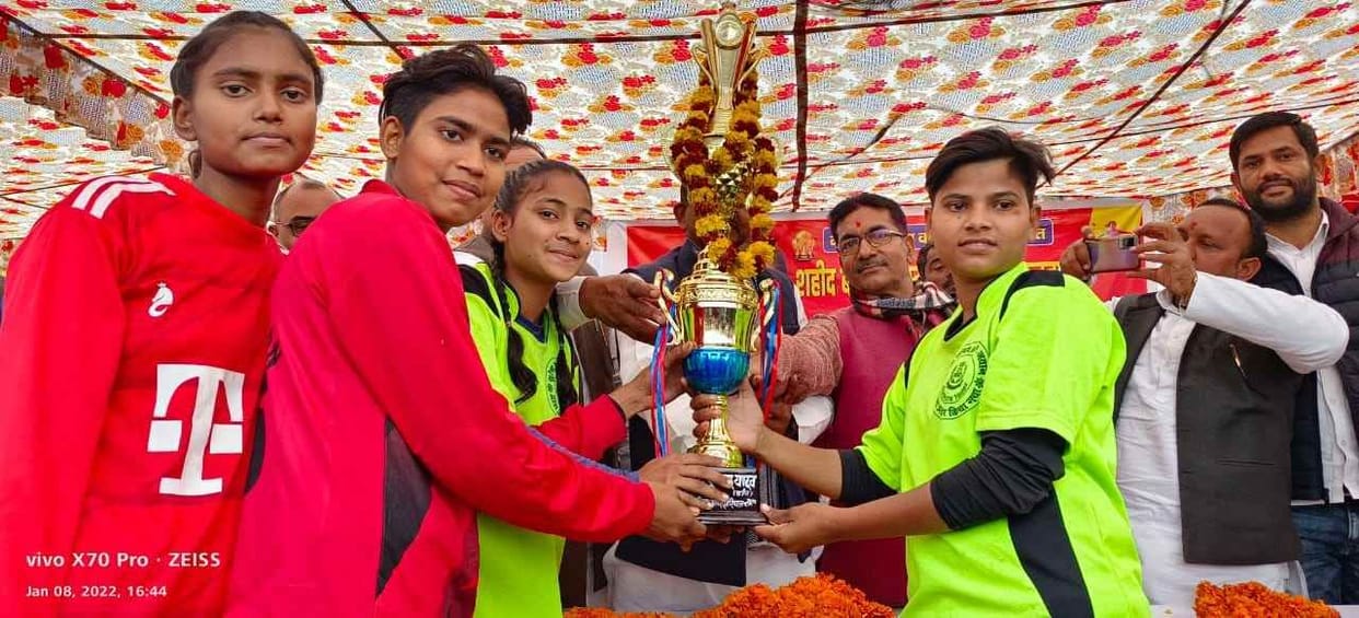 Banaras women's team defeated Narkatiaganj
