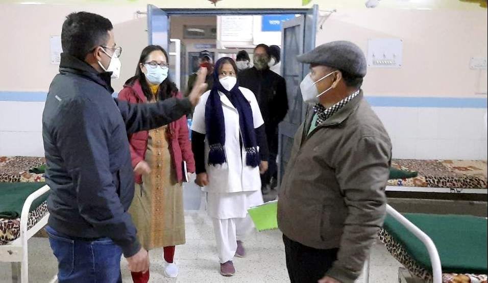 District Magistrate inspected the district hospital