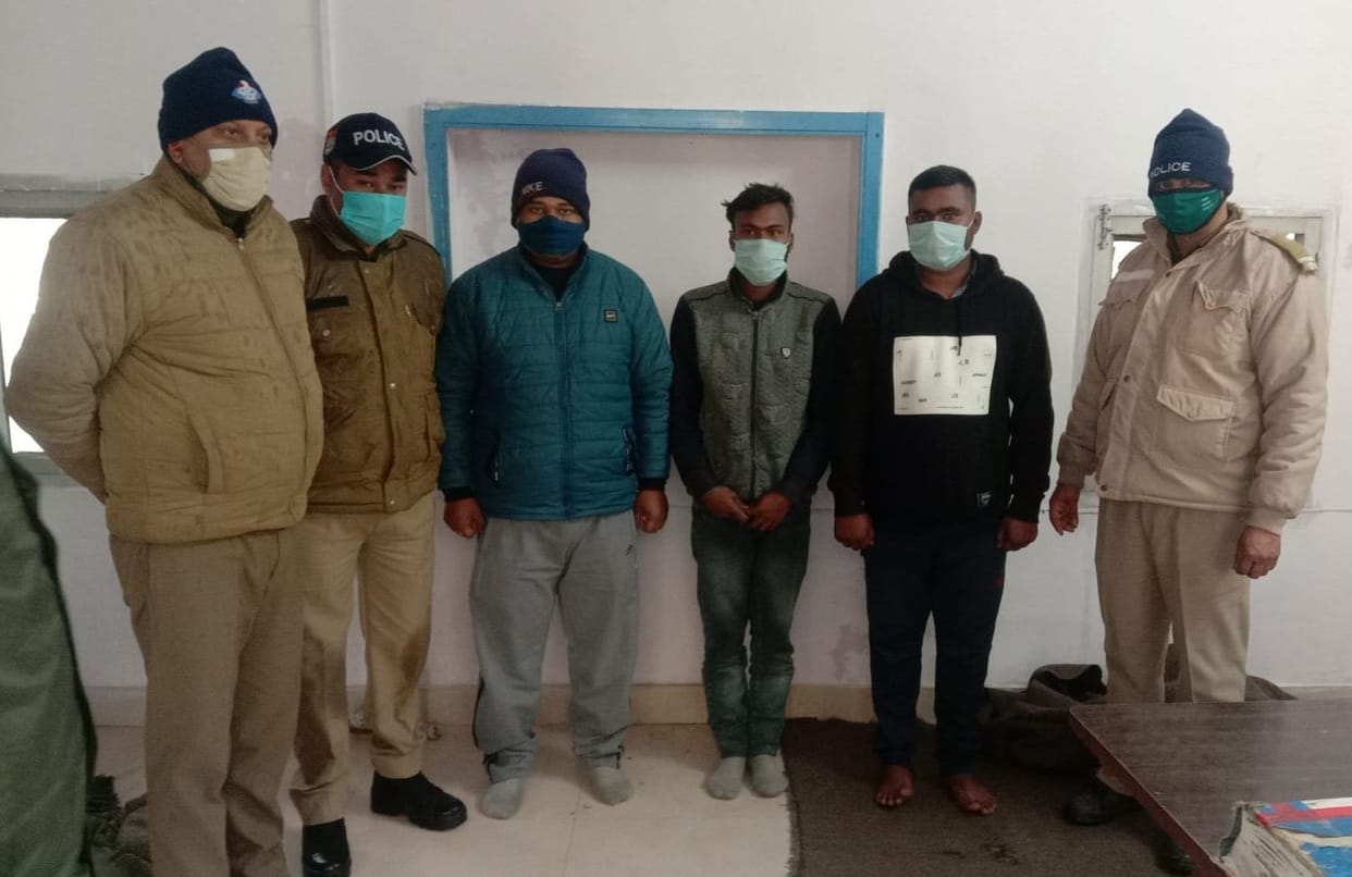Three friends arrested in murder of e-rickshaw driver