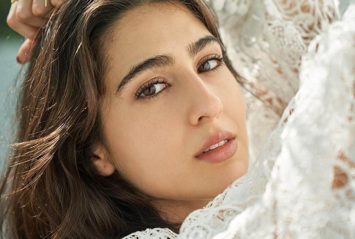 Sara Ali Khan Bold Look Photos in White Net Top goes Viral