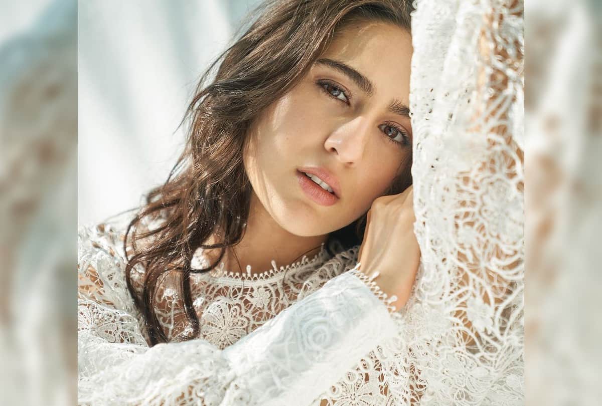 Sara Ali Khan Bold Look Photos in White Net Top goes Viral