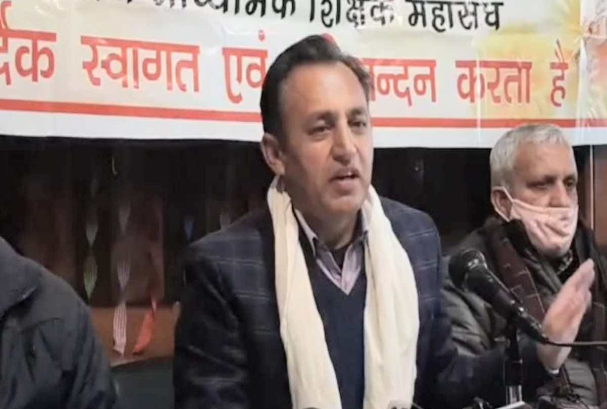 virender chauhan statement on revised pay band for himachal govt employees