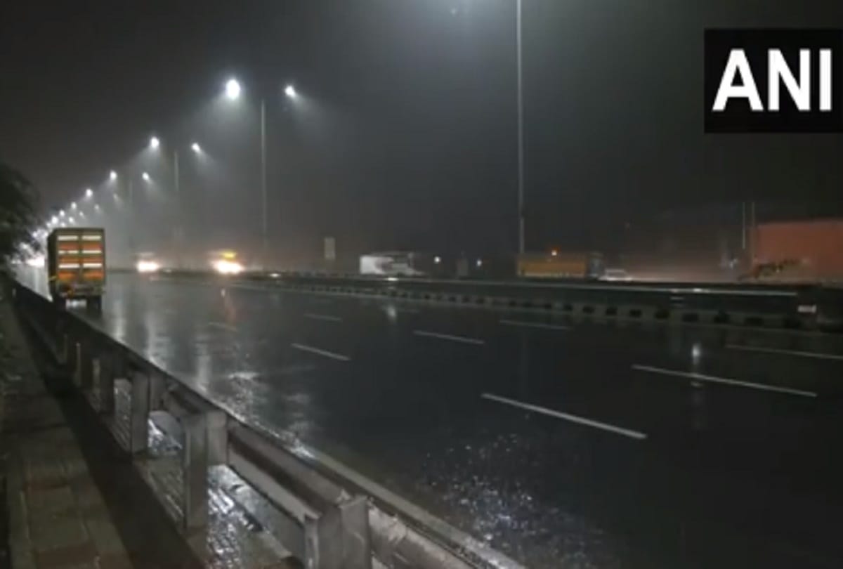 Delhi-NCR: Rain continues, coldness increased
