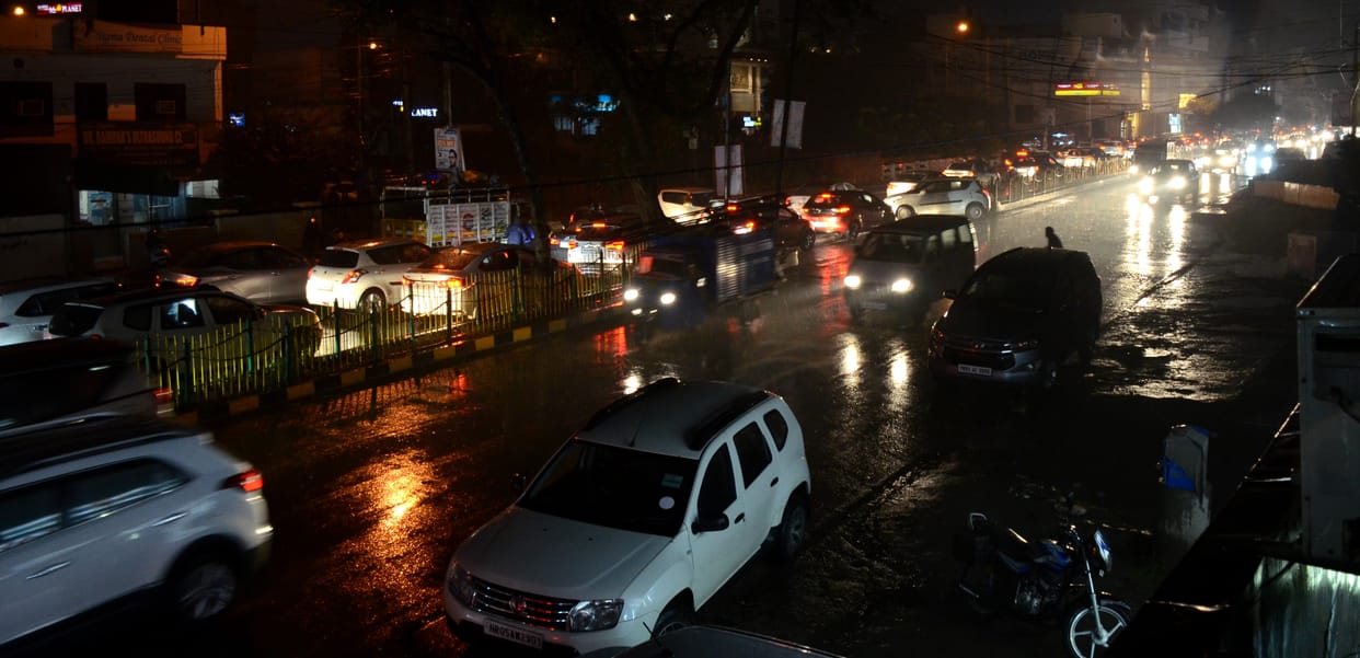 Traffic affected due to rain, strong wind and waterlogging