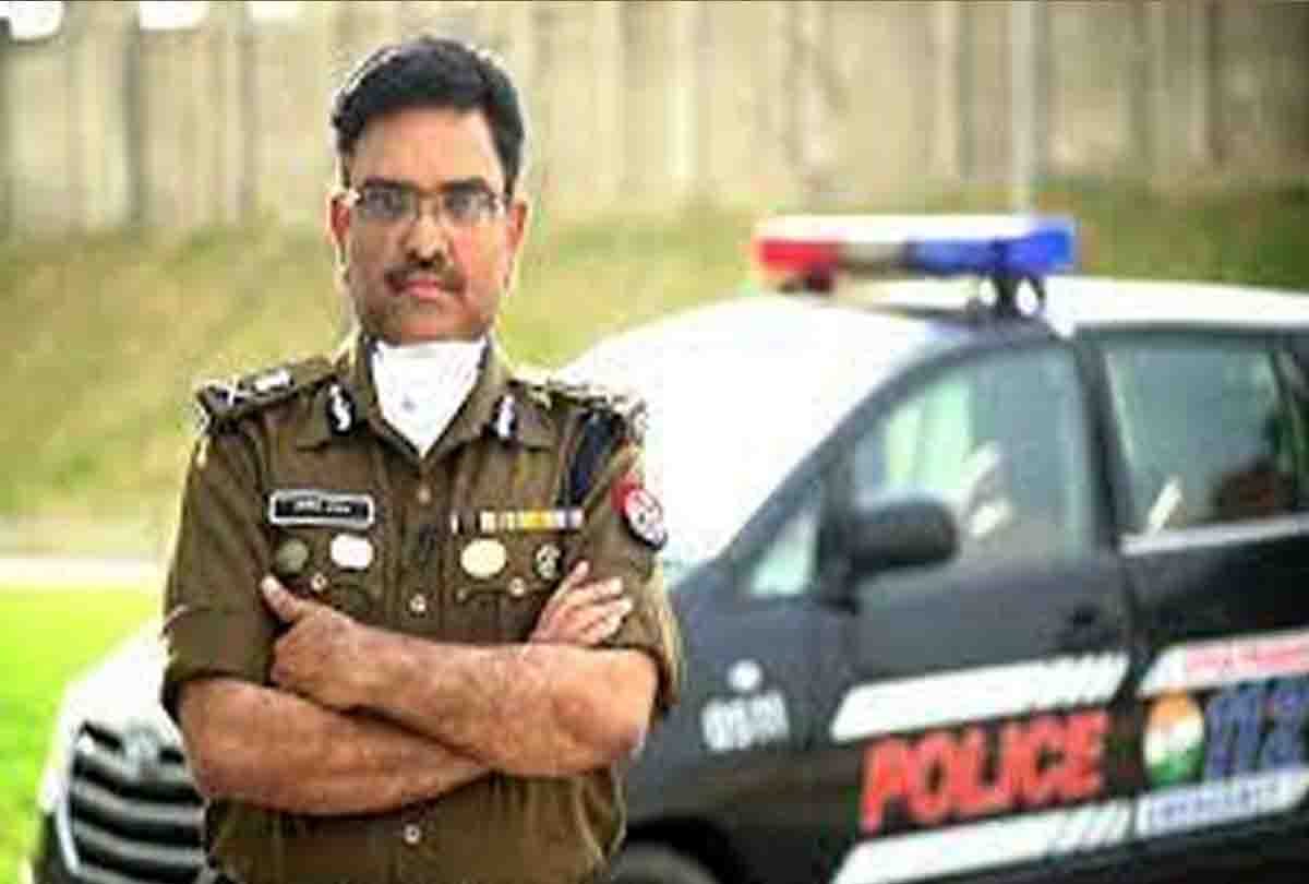 police commissioner asim arun applied for vrs