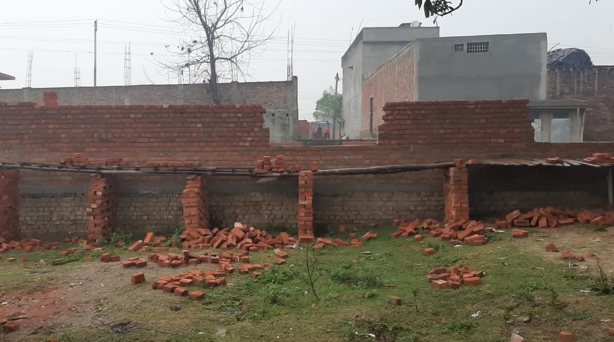 Conflict between two villages over the construction of Panchayat Ghar