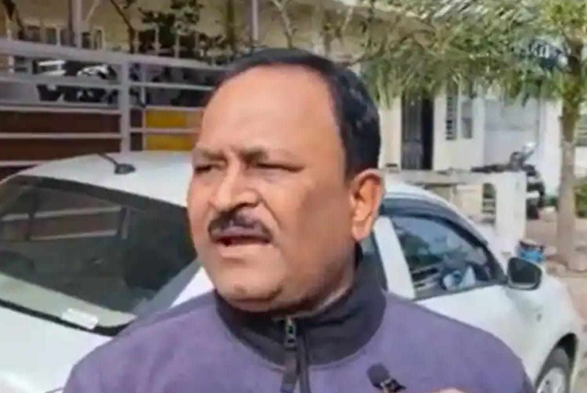 Indore: Father of youth arrested in Sully Deals App case said - My son has been implicated, took him only on the basis of someone's speech