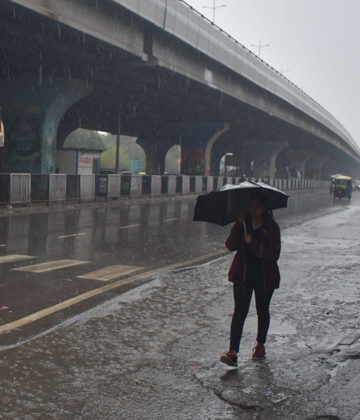Even today there is a possibility of rain with strong winds