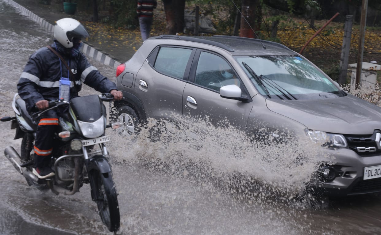 Thunderstorms rain, roads submerged and trees collapsed