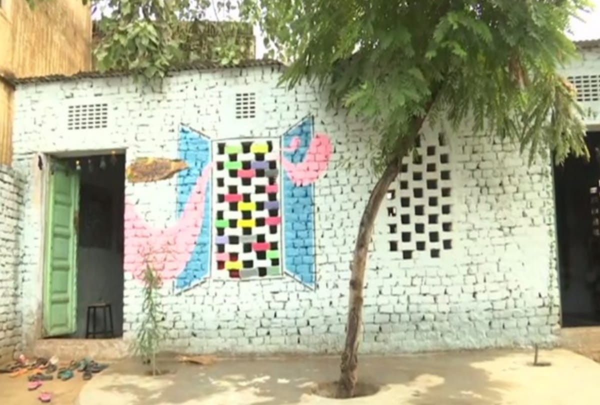 Rajasthan Girl opens library in Jaipur Bassi village to make education easily accessible to women 