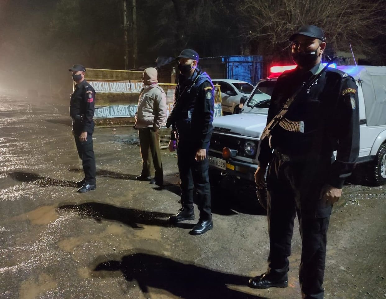 In six hours, police checked 712 vehicles, 23 challans, one impound
