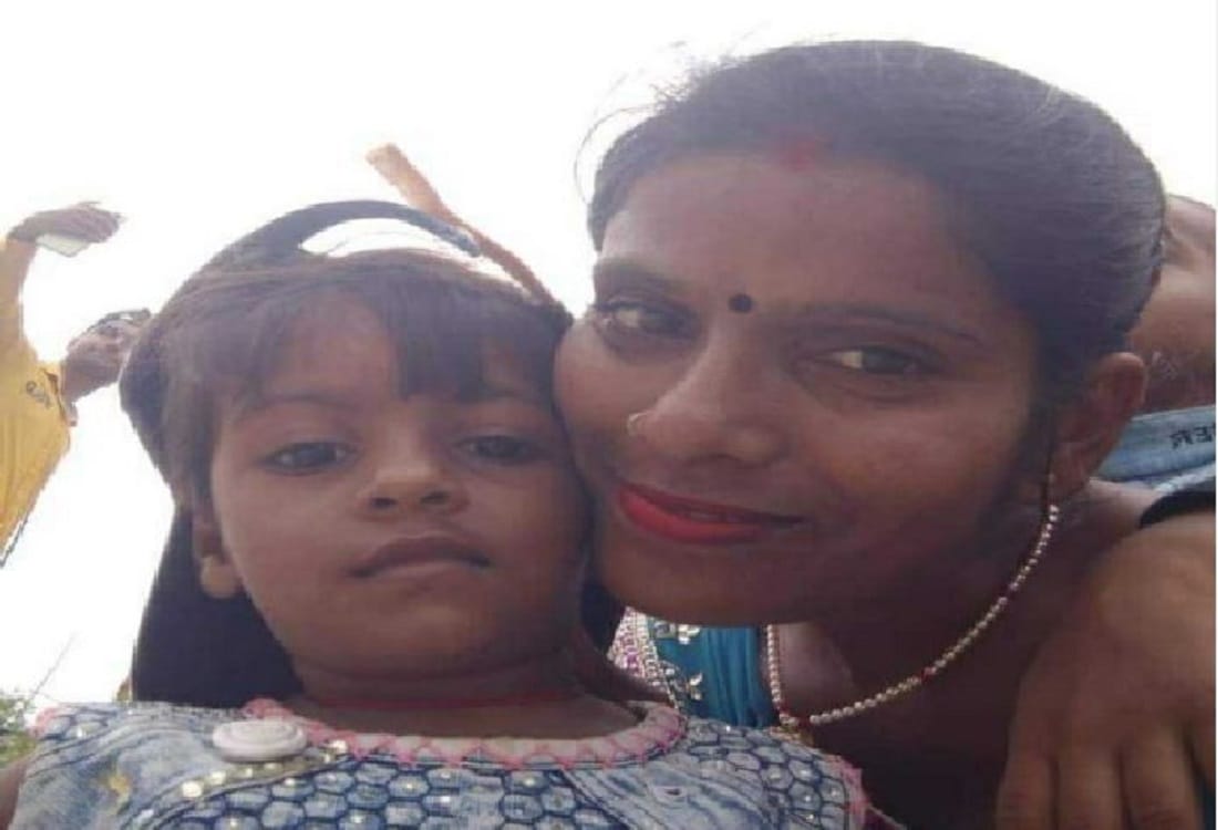 Road accident in Mirzapur Three including pregnant woman and daughter died after crushed by tractor