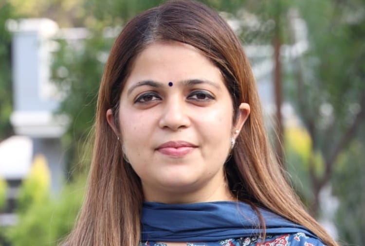 Film actor Sonu Sood sister Malvika Sood Sachar has joined Congress