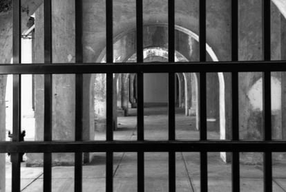 An old prisoner died in jail in Barabanki.