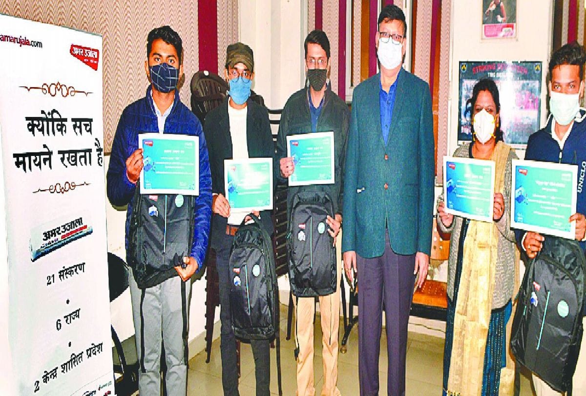 Winners of Zindagi Master Class Season three Received Awards in agra
