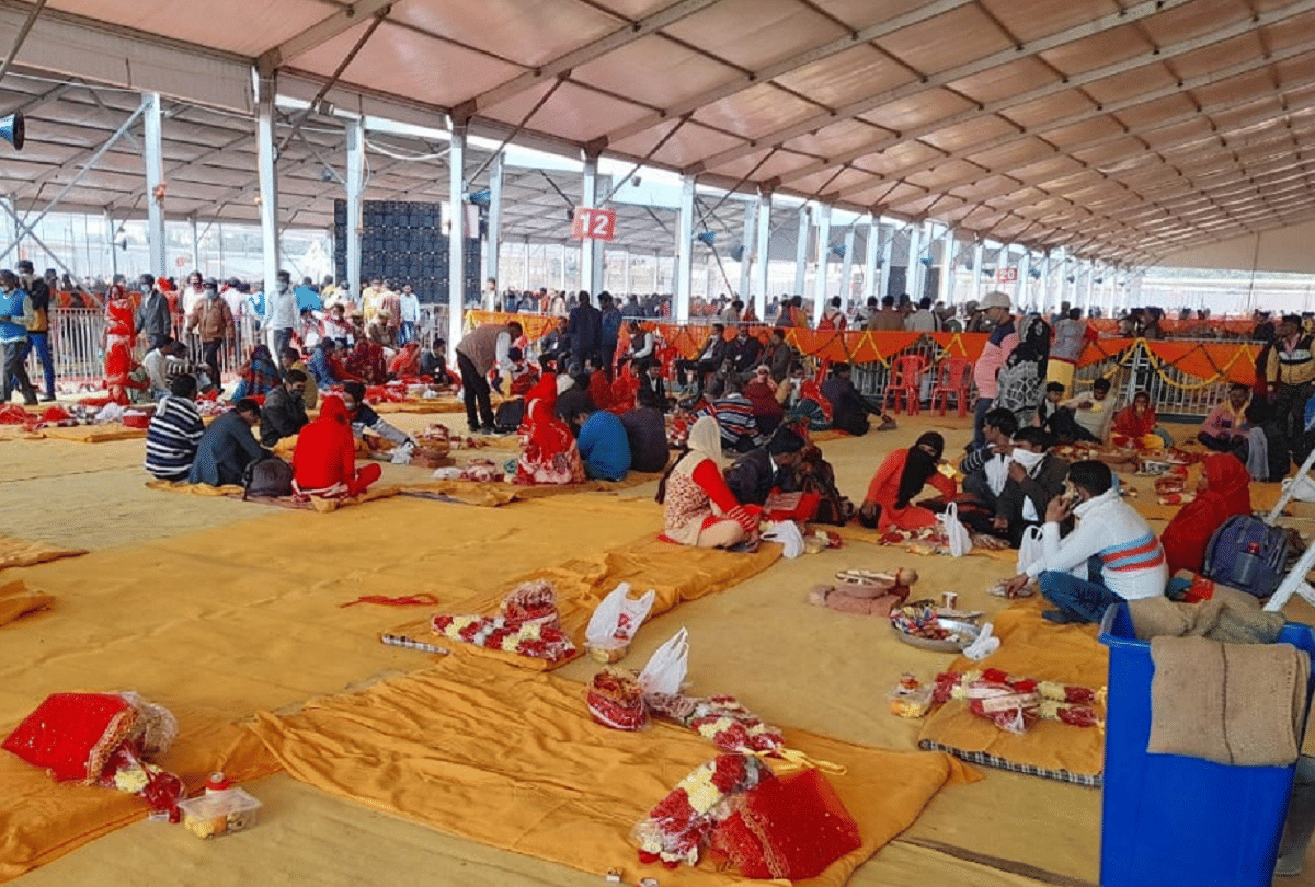 Pakistan: 70 Hindu couples tie the knot at mass wedding by the Pakistan Hindu Council