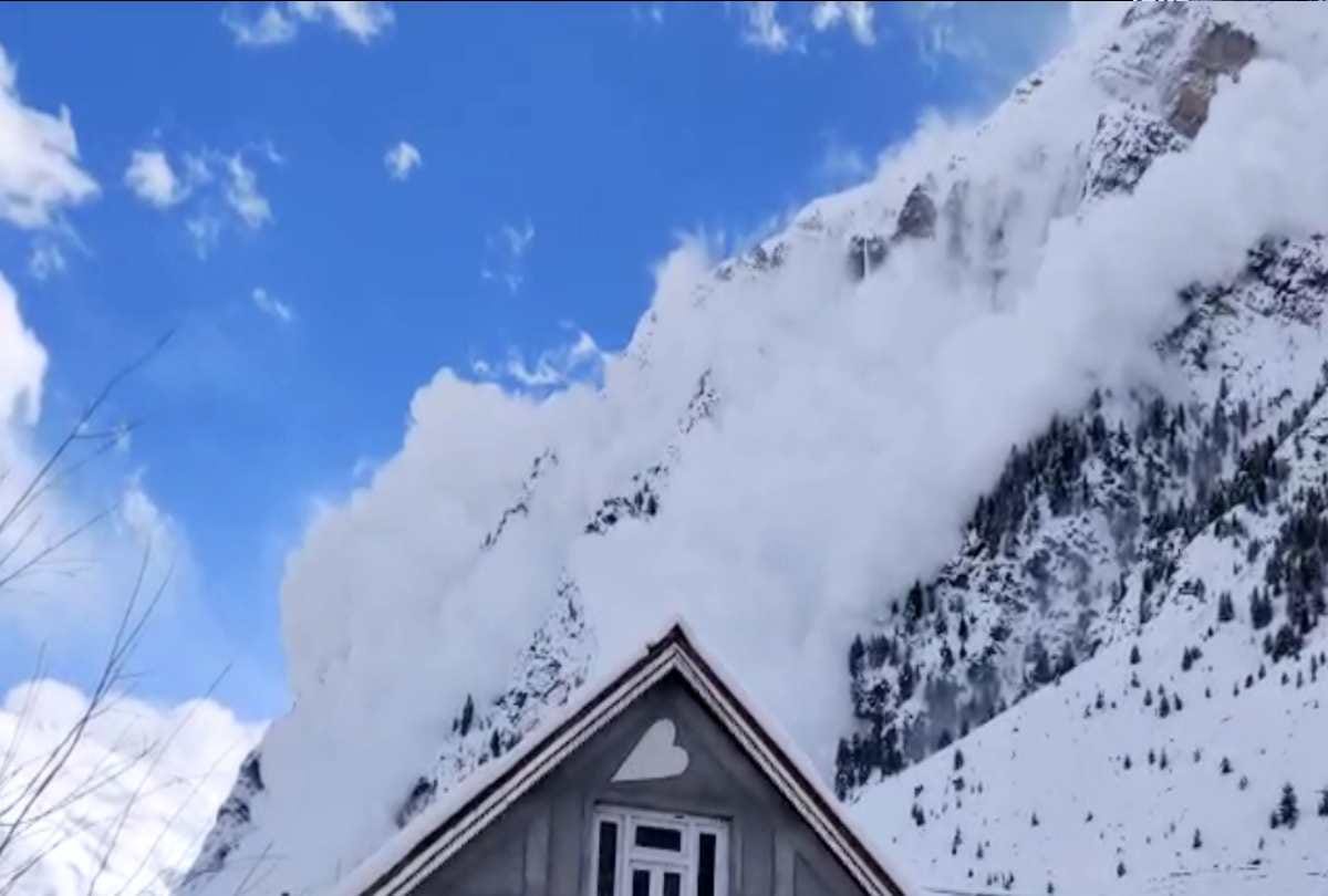 Avalanche warning in 24 areas of five districts of Himachal