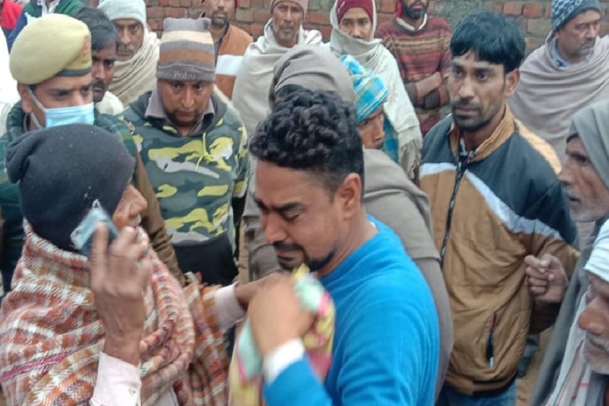 UP News: A youth has murdered his sister with a relative in a village of Baghpat and see photos
