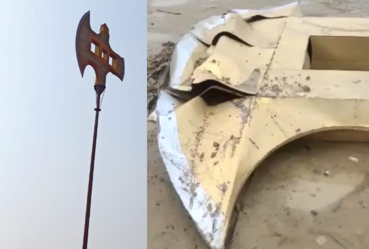 Farsa of Lord Parasguram falls down because of   winds.
