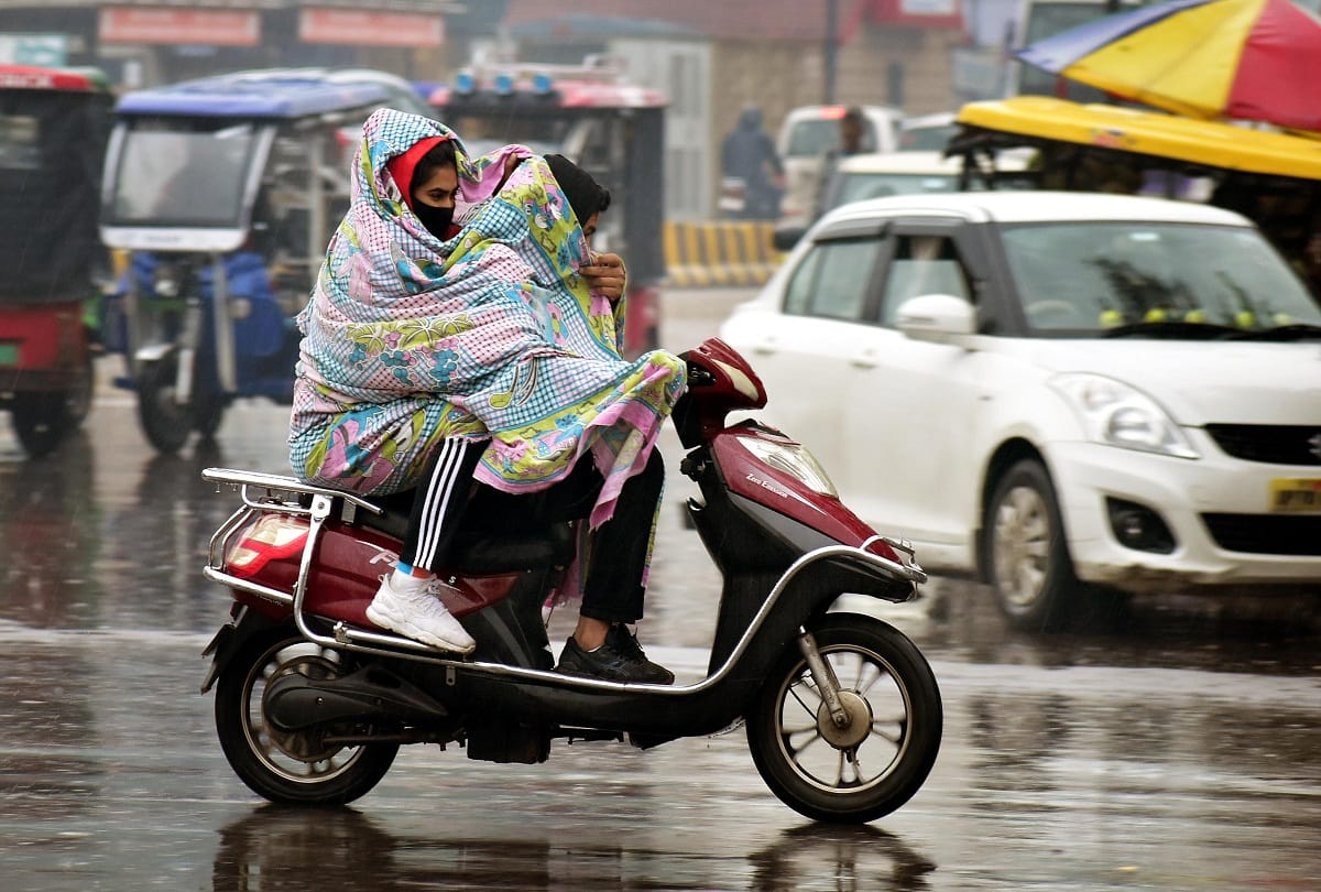 according to bulletin issued by meteorological department there is a possibility of severe cold in up for about four days