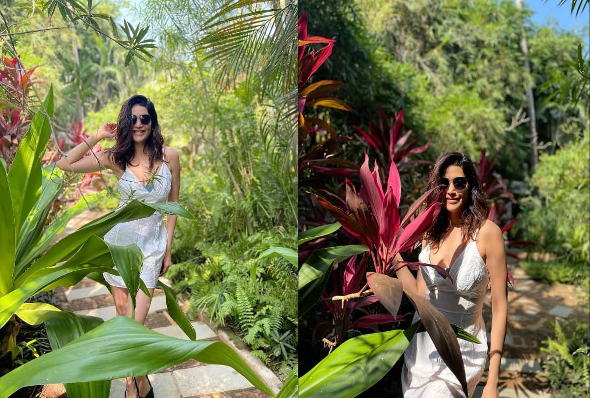 Karishma Tanna shares new sizzling pictures in blue bikini