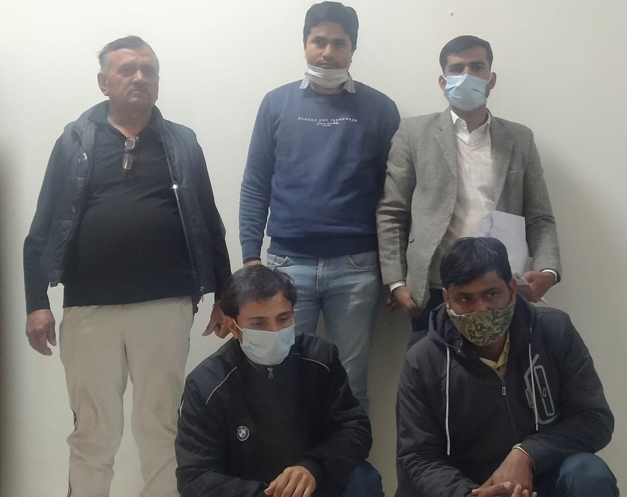 In the name of fetal sex test, the broker took 40 thousand, the health department team arrested two