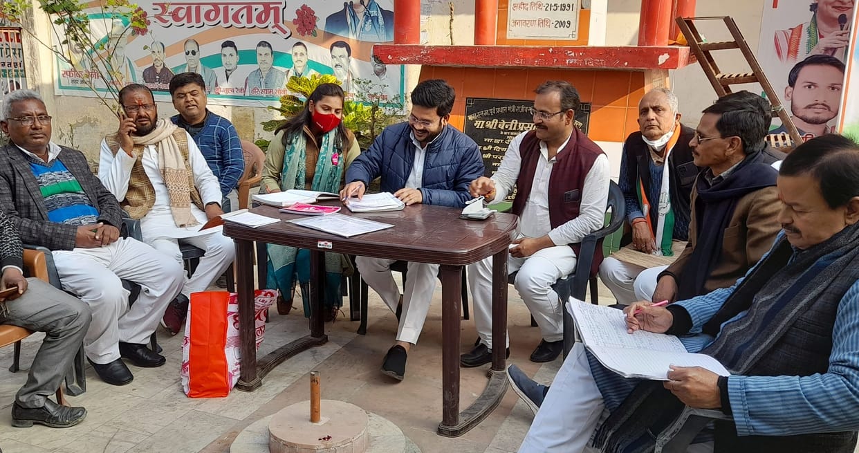 Political parties will enter the fray with stamina, the office of Gulzar