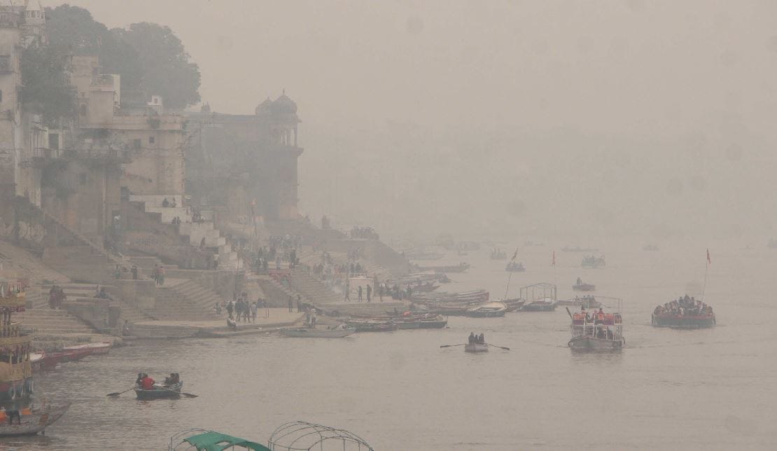 weather update varanasi forecast no Sunshine today cloudy weather  amid winter and cold fog in purvanchal