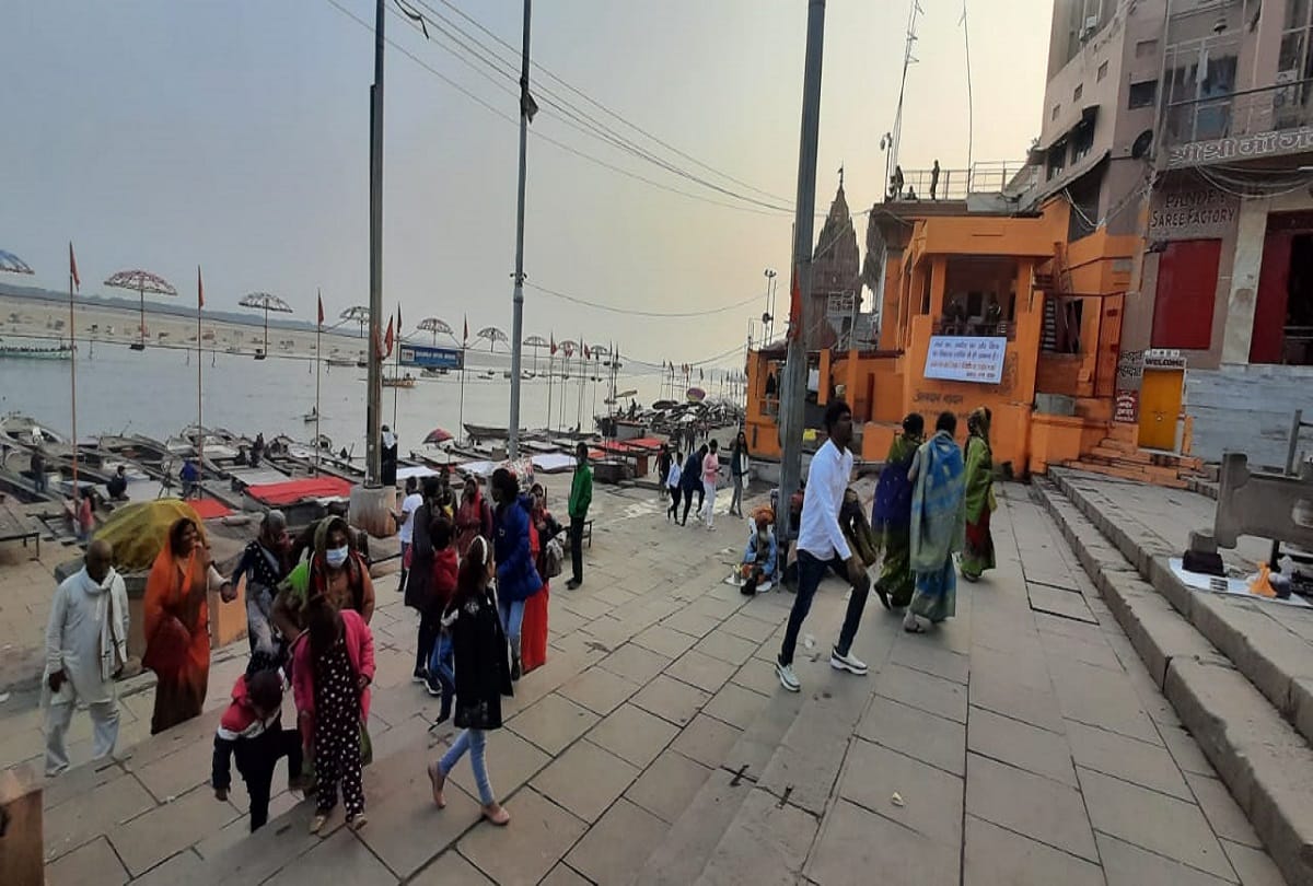 corona varanasi update today covid restrictions new rules in banaras lockdown ganga ghat read corona guidelines