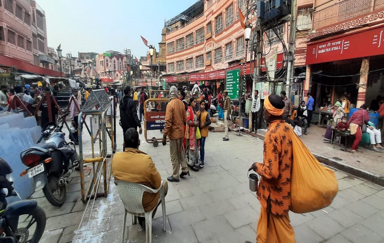 corona varanasi update today covid restrictions new rules in banaras lockdown ganga ghat read corona guidelines