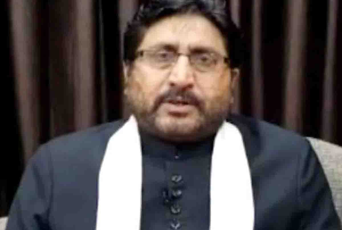 Maulana Yasoob Abbas said The politics of sharing does not last long