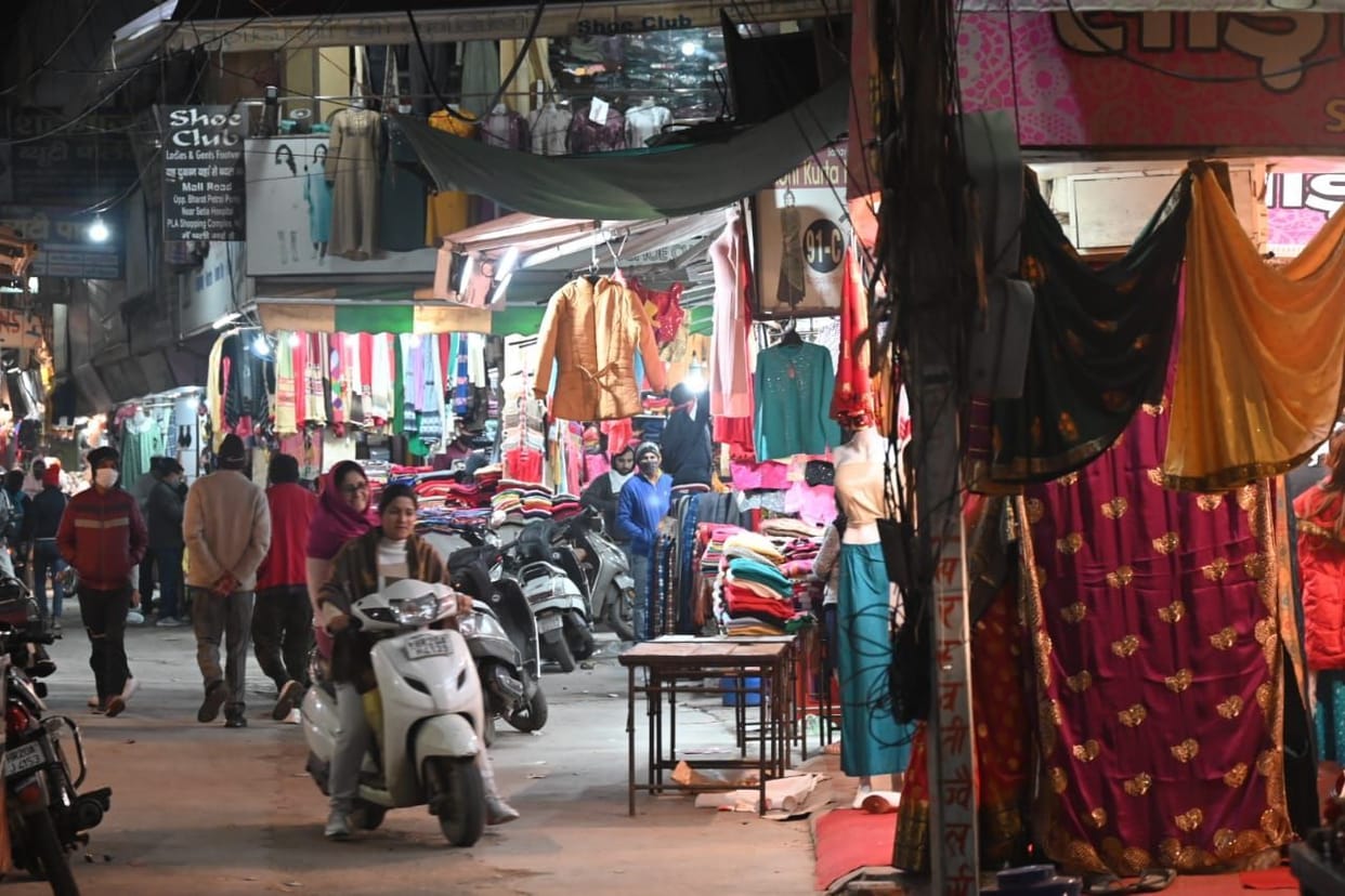Negligence: Markets remain open even after 6 pm