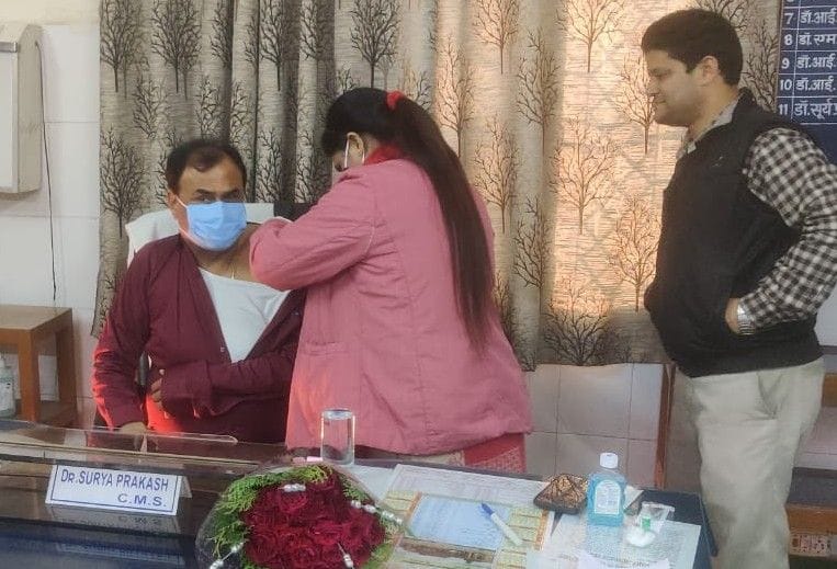 Hathras: 1244 people got precautionary dose of corona