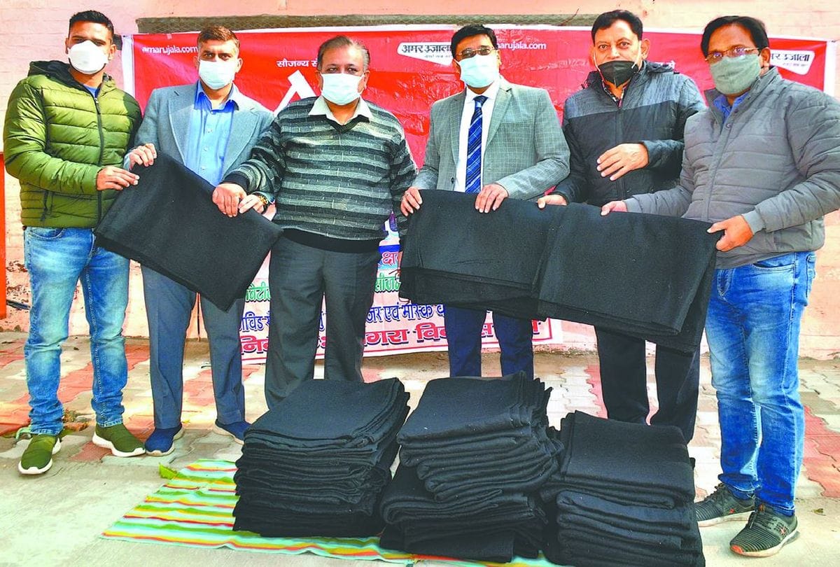 needy people will get blankets on tokens in SN Medical College agra
