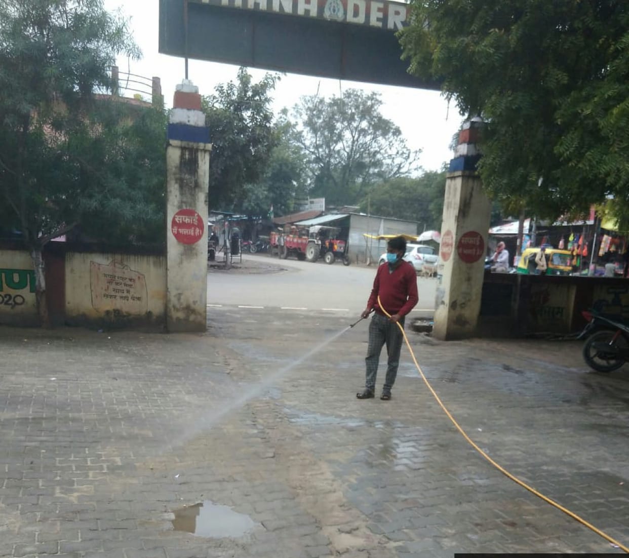 Eight infected including Derapur station in-charge