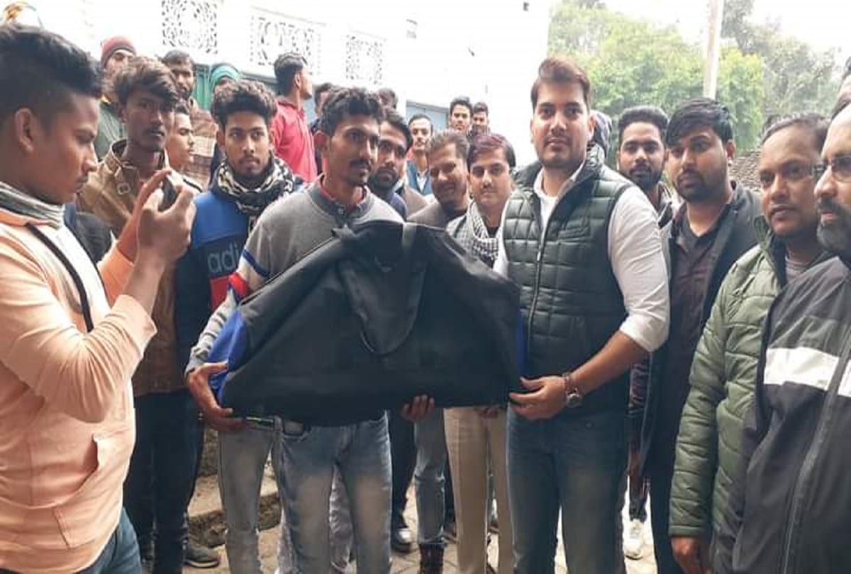 Jhansi: Case registered for violation of code of conduct against son of former MP Chandrapal