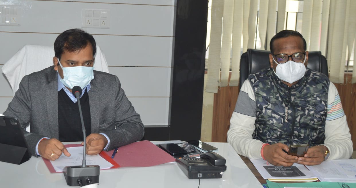 Hathras: Feedback of booths will be taken moment by moment, sensing and webcasting of sensitive booths will be done: DM