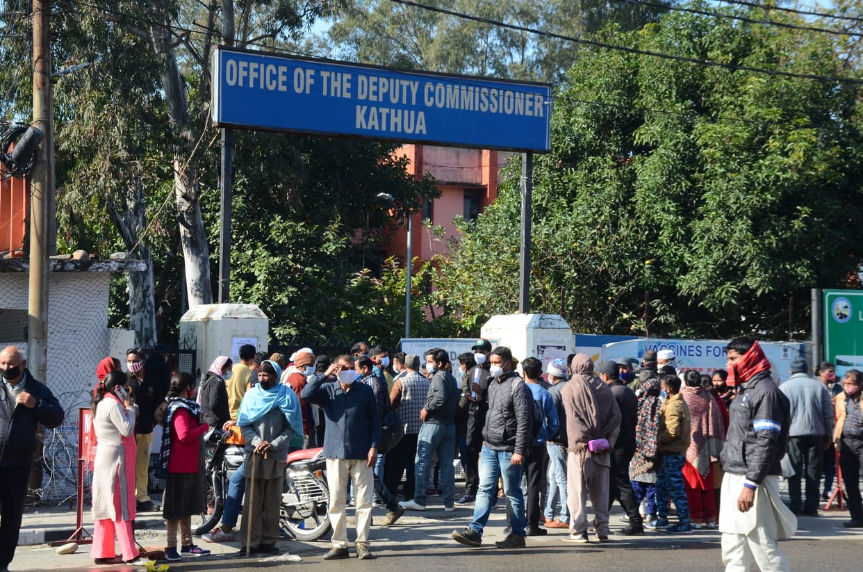 64 infected in Kathua, 83 in Lakhanpur