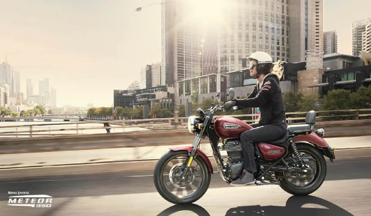 Royal Enfield Meteor 350 Color Options Royal Enfield Meteor 350 New Model 2022 Price Royal Enfield Bikes