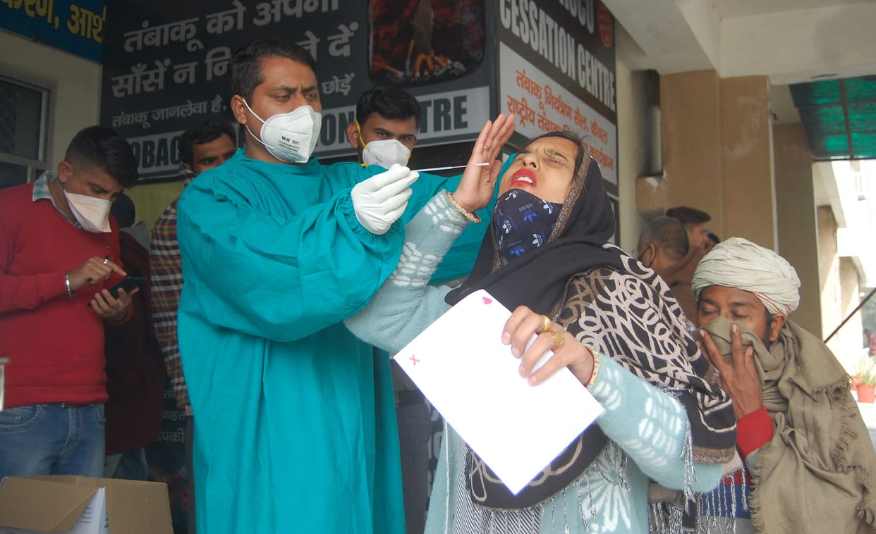 Two doctors including the PMO of the hospital infected, 63 new cases of corona found