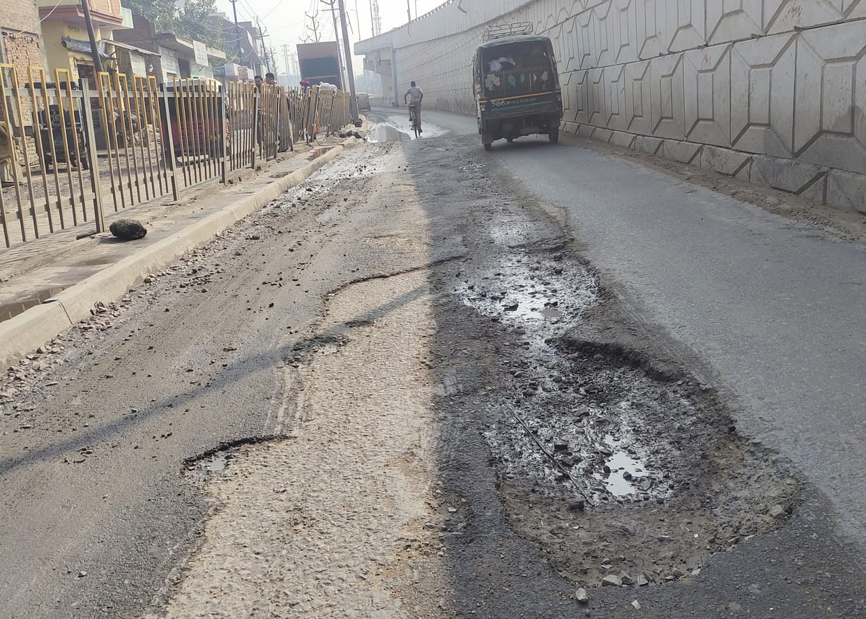 railway over bridge prepared, service road incomplete