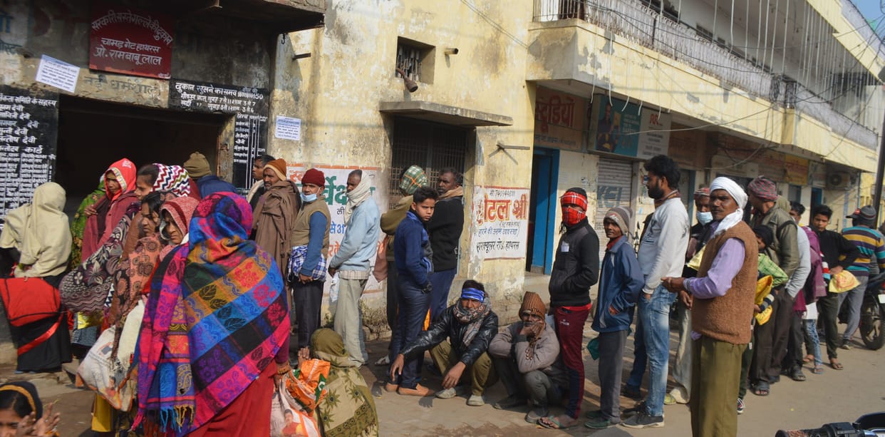Hathras: 80 people turned out to be corona infected in the district