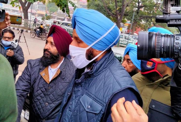 Bikram Singh Majithia reached crime branch in Mohali