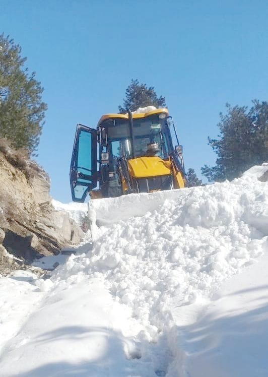 road closed due to snow